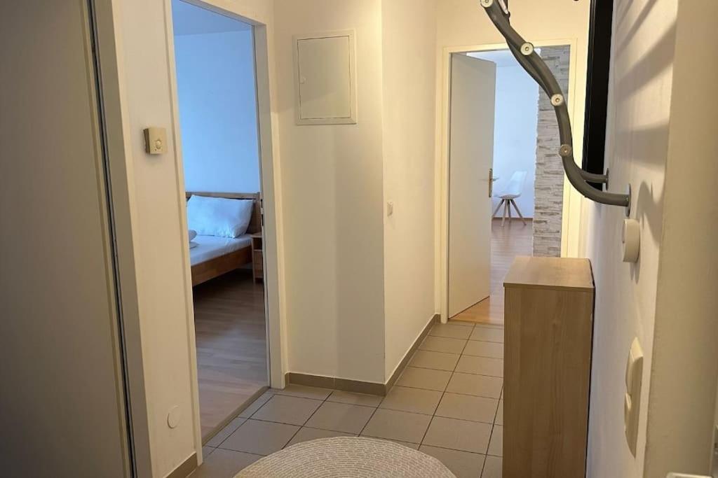 Ferienwohnung Modern Flat Incl Parking, Near Metro U1 Wien Exterior foto