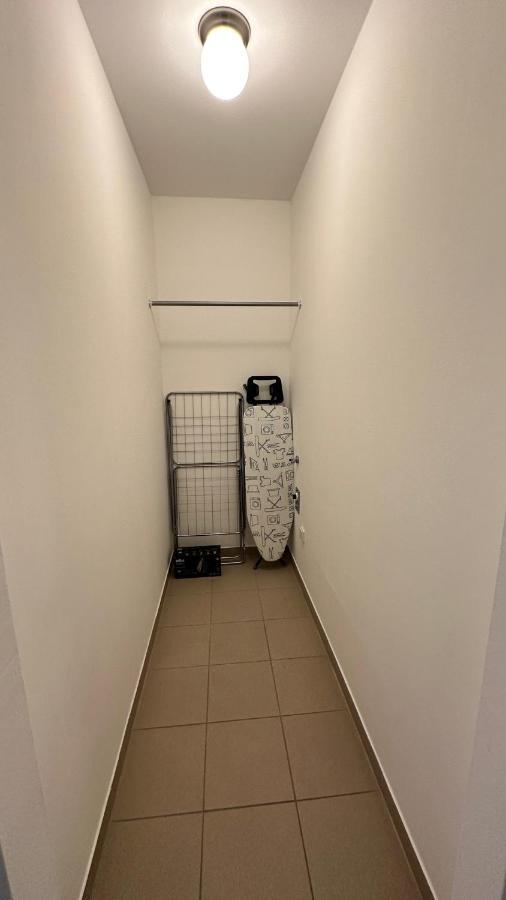 Ferienwohnung Modern Flat Incl Parking, Near Metro U1 Wien Exterior foto